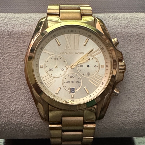 ✨ Michael Kors UNISEX Bradshaw Gold-Tone Chronograph Watch ✨